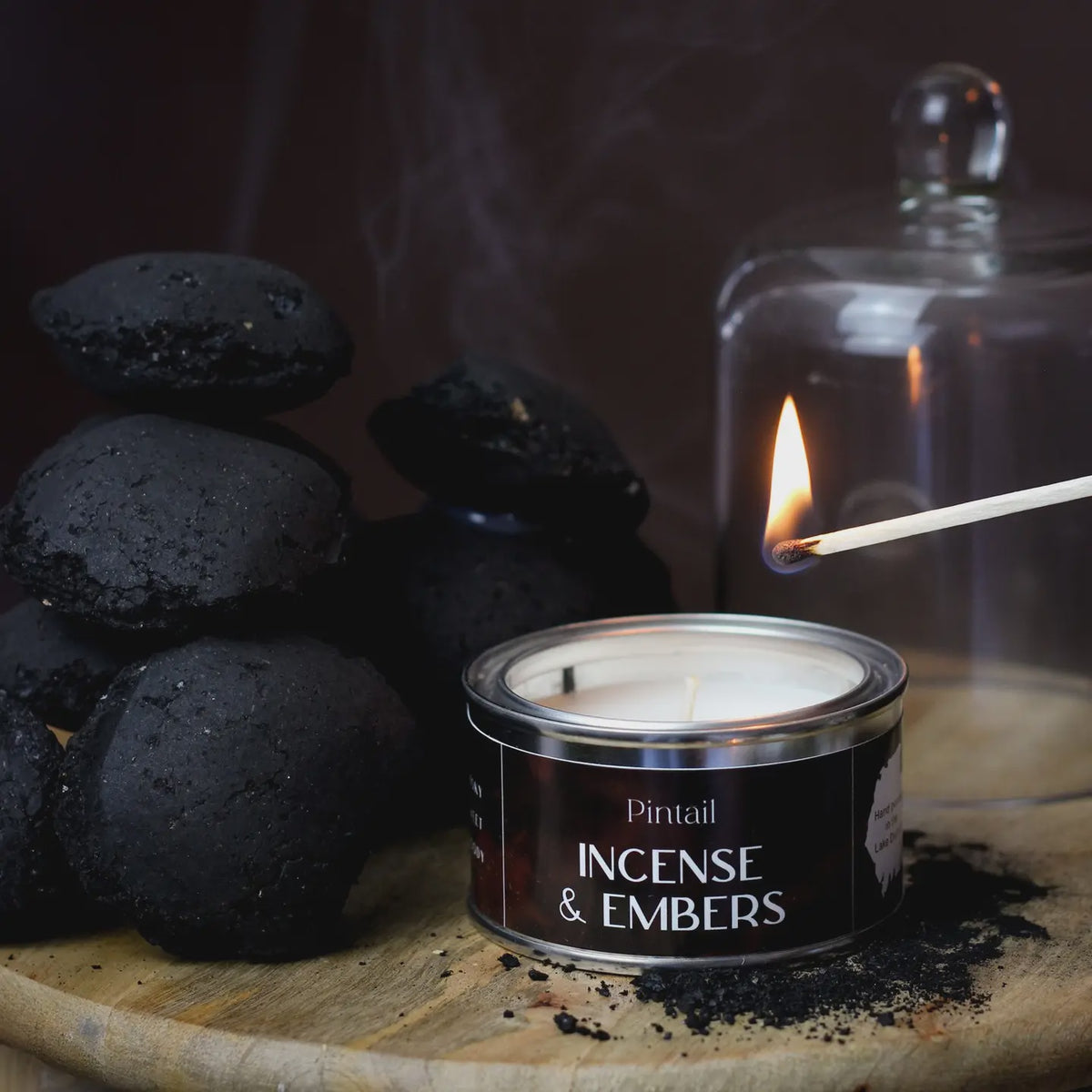 Xmas Candle: Scented Tin 14 hrs - Incense & Embers - Pintail Candles