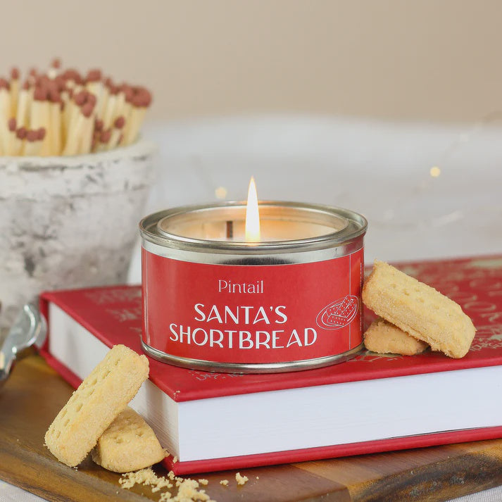 Xmas Candle: Scented Tin 14 hrs - Santa's Shortbread - Pintail Candles