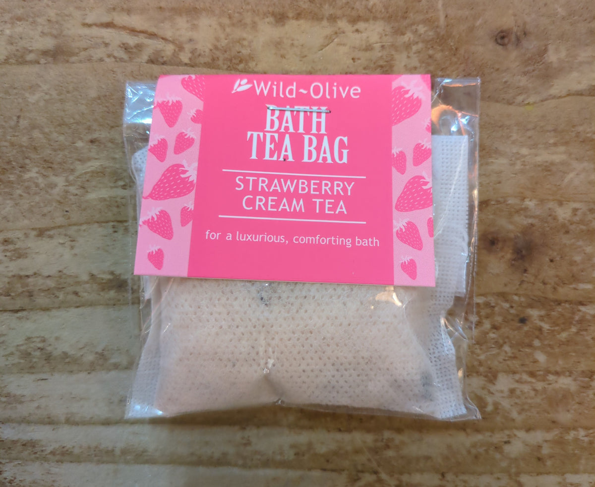 Bath Tea Bag: Strawberry Cream Tea Handmade Natural Ingredients Essentail Oils - Wild Olive