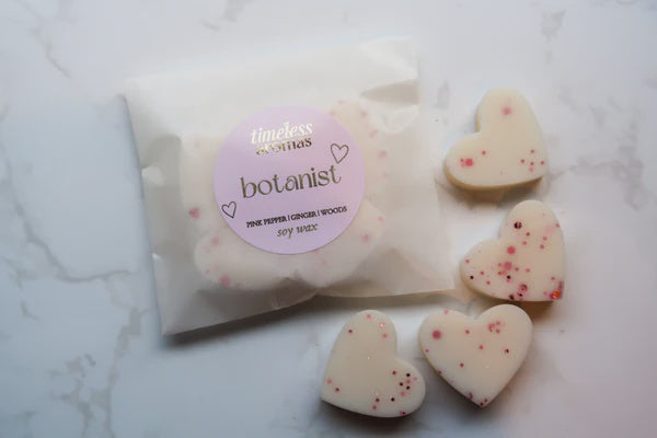 Wax Melts: Pack 4 Scented Spicy Floral Hearts Valentines - Soy Wax - Timeless Aromas