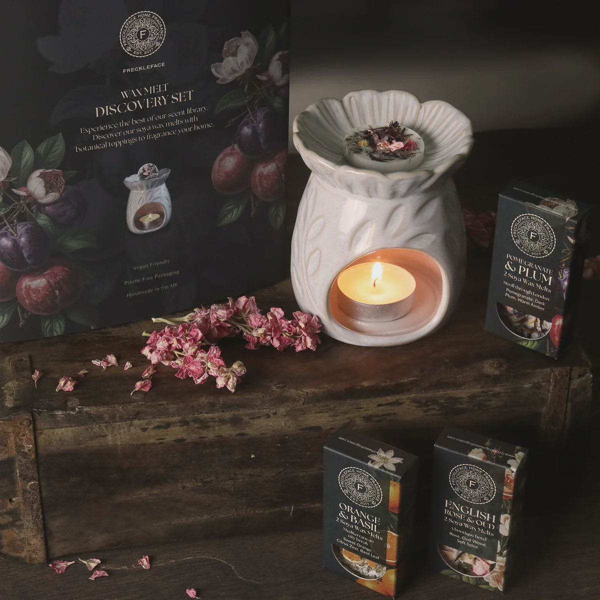 Gift Set: Discovery Set Wax Burner & Wax Melts - Boxed - Freckleface