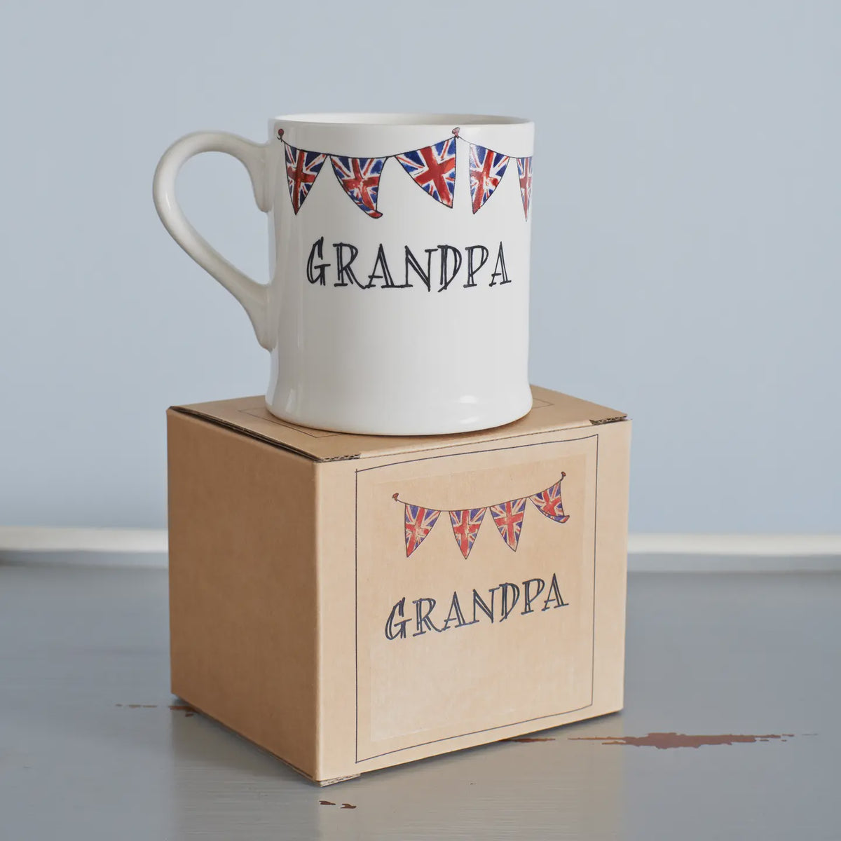 Mug: Ceramic Boxed Tankard Grandpa Union Jack Bunting - White - Sweet William