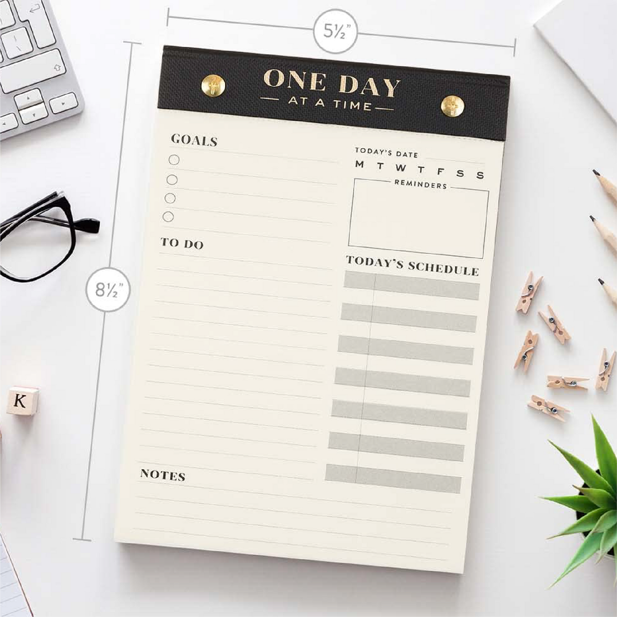 Desk Day Planner: One Day at a Time A5 - Black & Gold - Eccolo