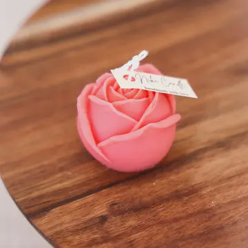 Candle: Rose Shape Natural Wax - Berry Pink - Niki Candle