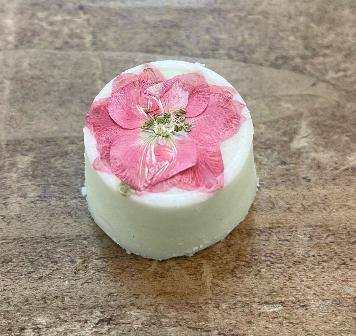 Bath Pod: Bubble Moisturising Vegan - Handmade Natural Ingredients Essentail Oils - Wild Olive
