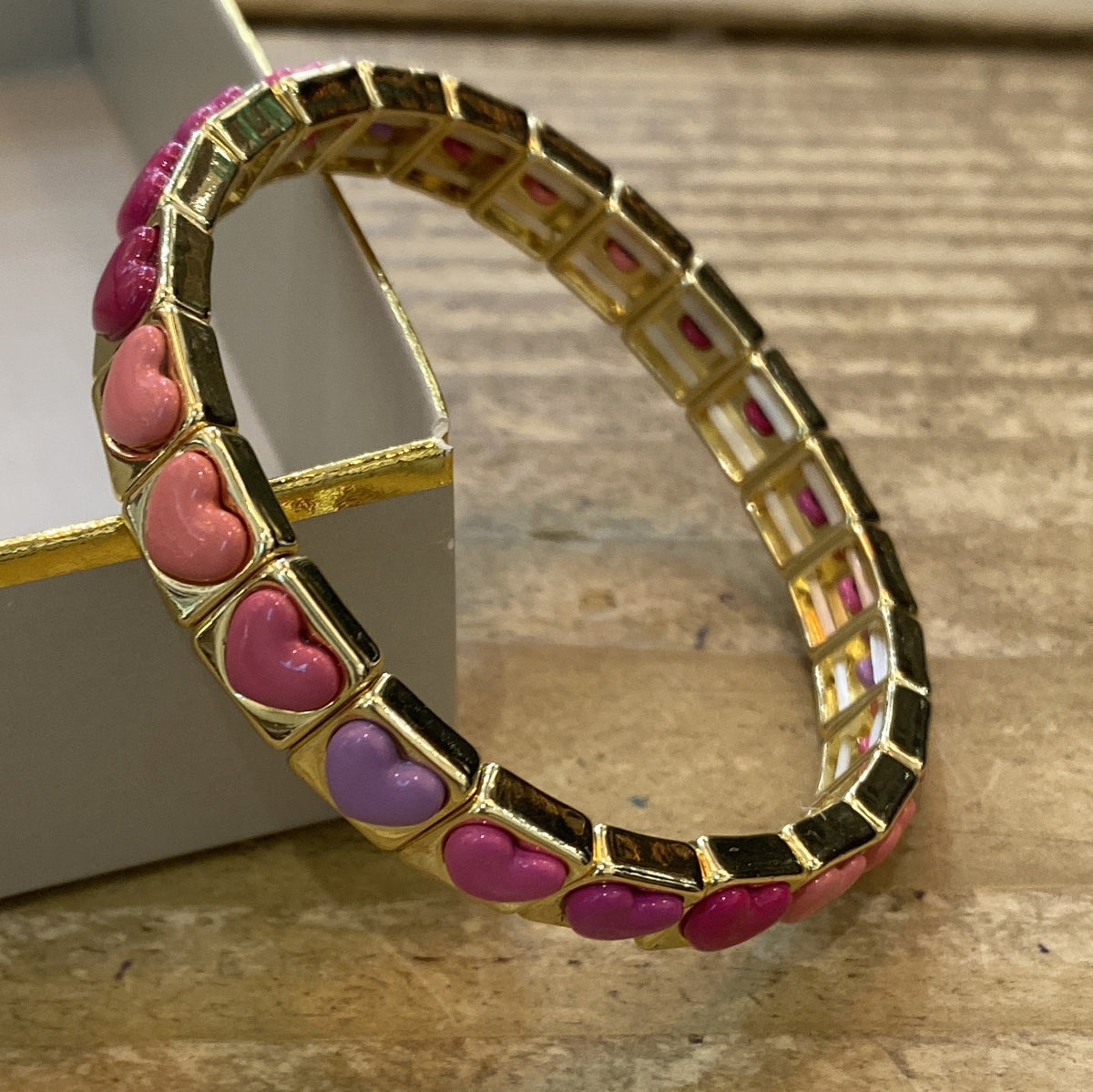 Bracelet: Stretch Square with inset Hearts - Gold & Pink - POM