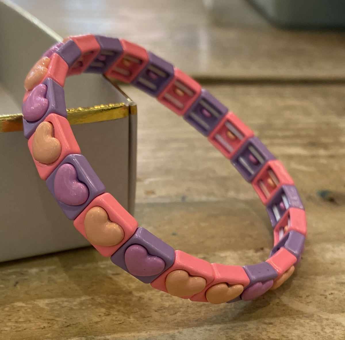 Bracelet: Stretch Square with inset Hearts - Purple & Pink - POM