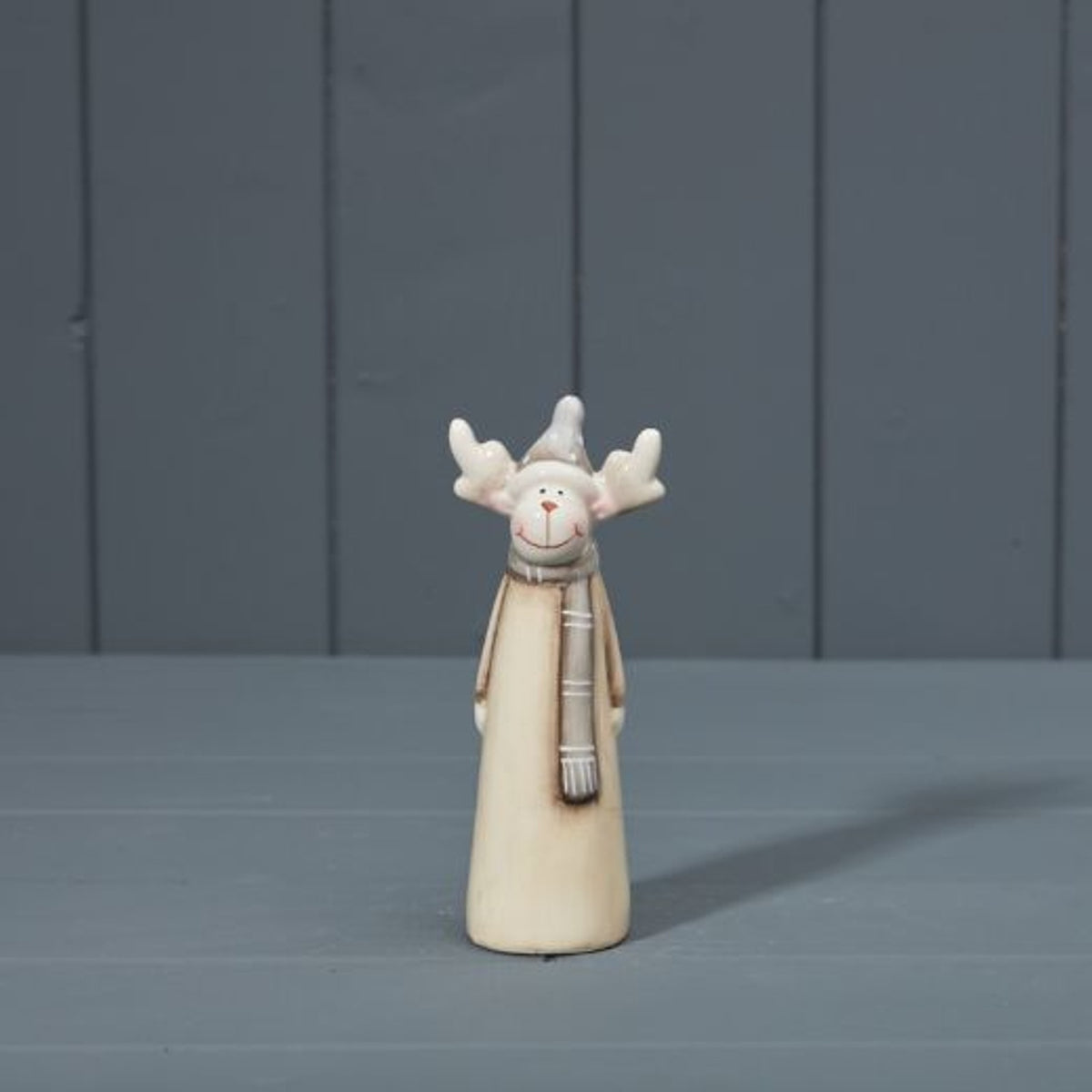 Christmas Ornament: Ceramic Reindeer Narrow - Beige & White