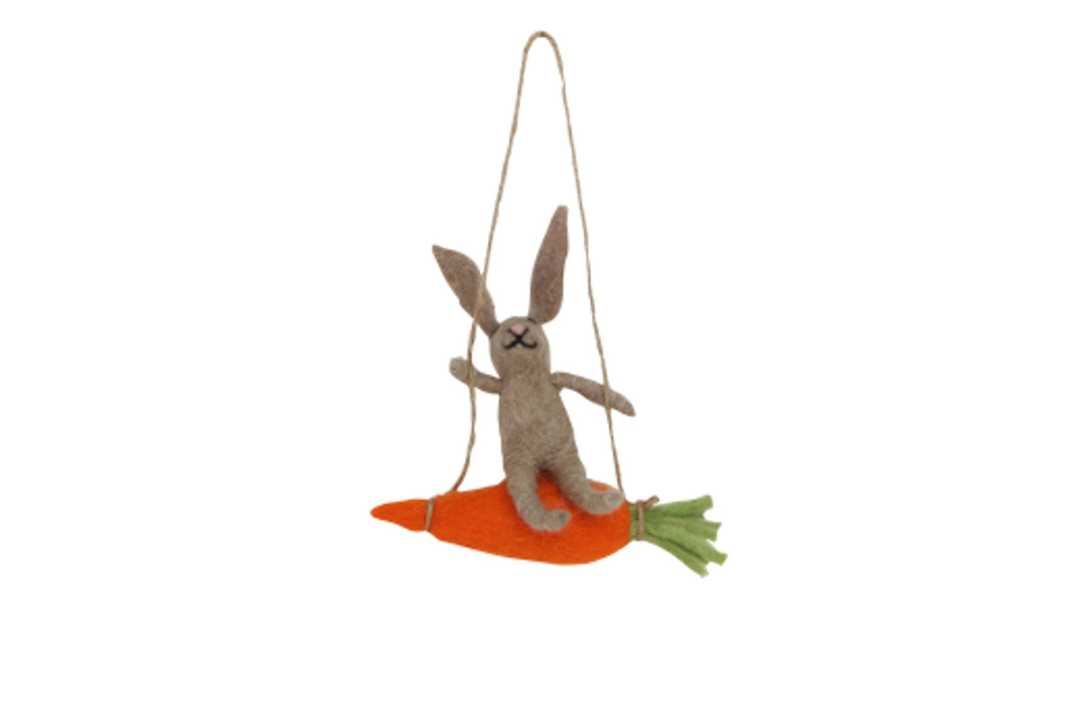 Easter Wall Dec: Hanging Wall Bunny Carrot Swing - Natural & Orange - Gisela Graham