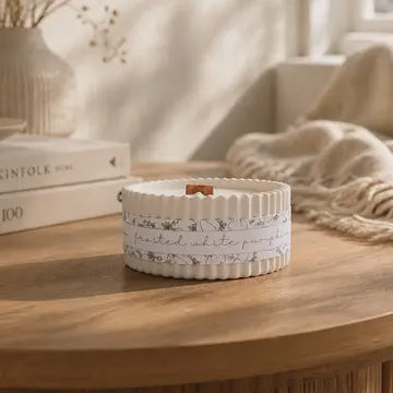 Candle: Scented Soy Wax Autumnal Home - Frosted White Pumpkin - The Wax Leaf Candle Co