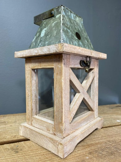 Mini Lantern: Wood Design - Natural & Green